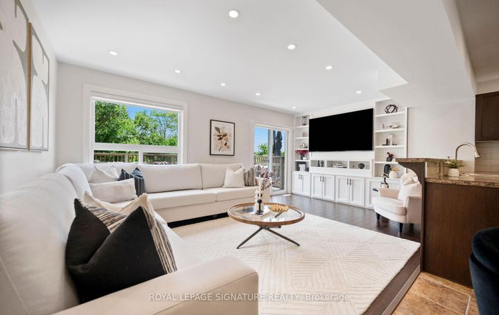 Photo 5 at 61 Thames Way, Mount Hope, Hamilton