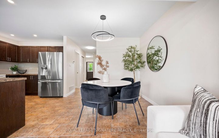 Photo 9 at 61 Thames Way, Mount Hope, Hamilton