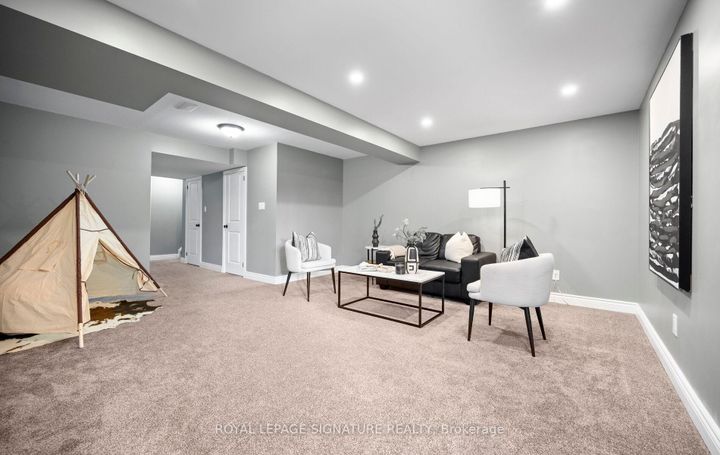 Photo 40 at 61 Thames Way, Mount Hope, Hamilton