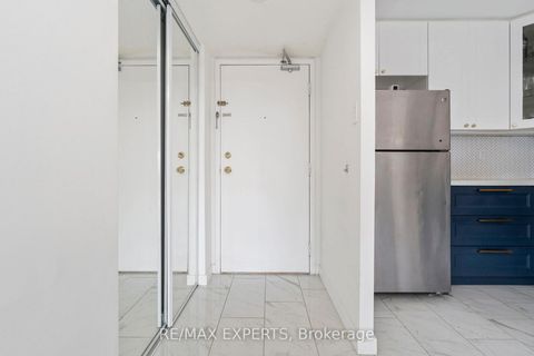 Photo 7 at 803 - 10 Martha Eaton Way, Amesbury, Toronto