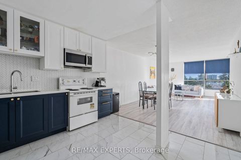 Photo 8 at 803 - 10 Martha Eaton Way, Amesbury, Toronto