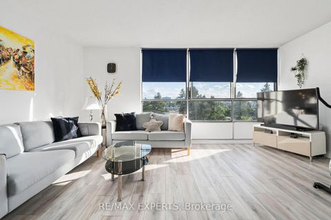 Photo 14 at 803 - 10 Martha Eaton Way, Amesbury, Toronto
