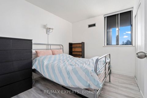 Photo 18 at 803 - 10 Martha Eaton Way, Amesbury, Toronto