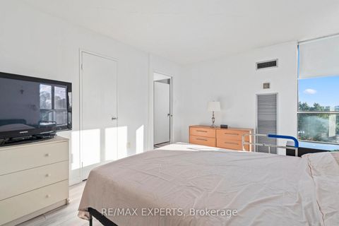 Photo 21 at 803 - 10 Martha Eaton Way, Amesbury, Toronto