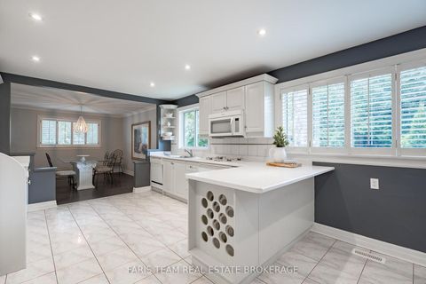 Photo 4 at 52 May Avenue, North Richvale, Richmond Hill
