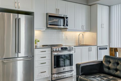 Photo 10 at 2106 - 7895 Jane Street, Concord, Vaughan