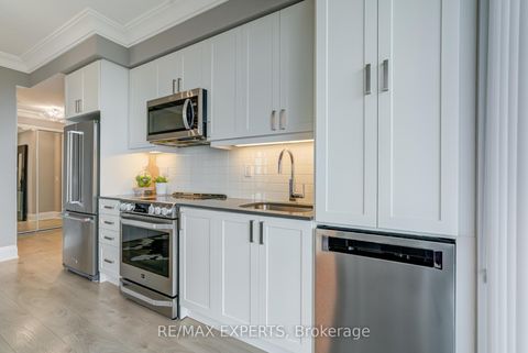Photo 13 at 2106 - 7895 Jane Street, Concord, Vaughan