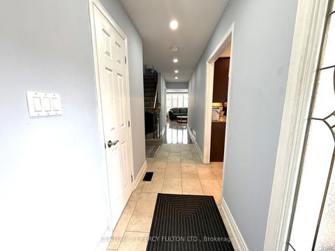 Photo 4 at 26 Robbinstone Drive, Malvern, Toronto