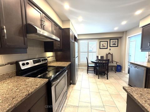 Photo 6 at 26 Robbinstone Drive, Malvern, Toronto