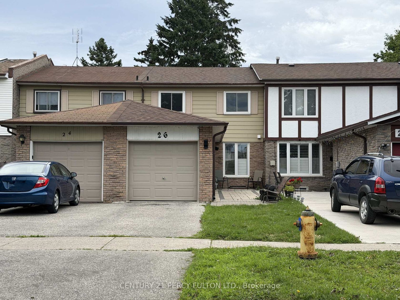 26 Robbinstone Drive, Malvern, Toronto 