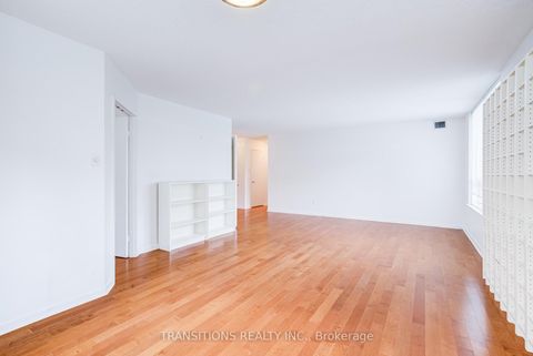 Photo 14 at 610 - 25 Maitland Street, Yonge Corridor, Toronto