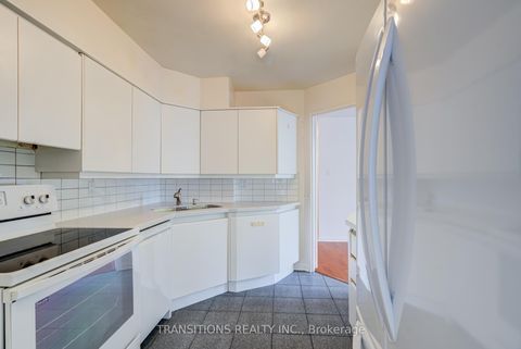 Photo 16 at 610 - 25 Maitland Street, Yonge Corridor, Toronto