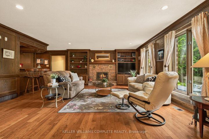 Photo 8 at 20 Tamwood Court, Stoney Creek Mountain, Hamilton