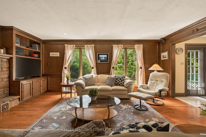 Photo 10 at 20 Tamwood Court, Stoney Creek Mountain, Hamilton