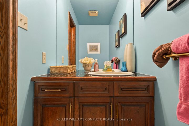 Photo 22 at 20 Tamwood Court, Stoney Creek Mountain, Hamilton