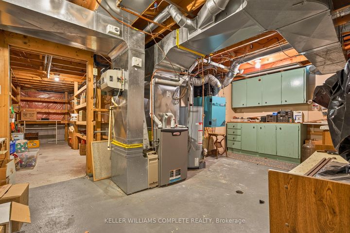 Photo 36 at 20 Tamwood Court, Stoney Creek Mountain, Hamilton