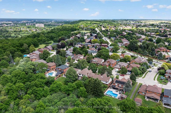 Photo 45 at 20 Tamwood Court, Stoney Creek Mountain, Hamilton