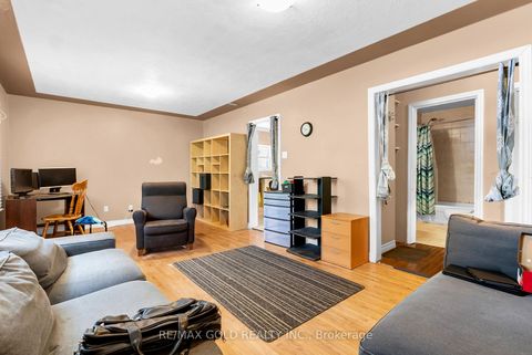 Photo 14 at 3 Aubrey Avenue, Oak Ridges, Richmond Hill