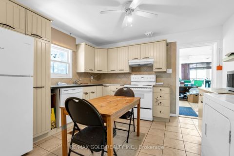 Photo 20 at 3 Aubrey Avenue, Oak Ridges, Richmond Hill