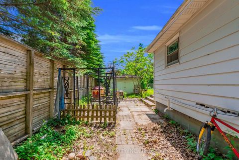 Photo 22 at 3 Aubrey Avenue, Oak Ridges, Richmond Hill