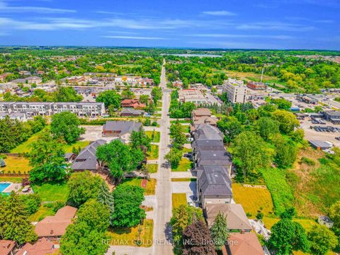 Photo 36 at 3 Aubrey Avenue, Oak Ridges, Richmond Hill