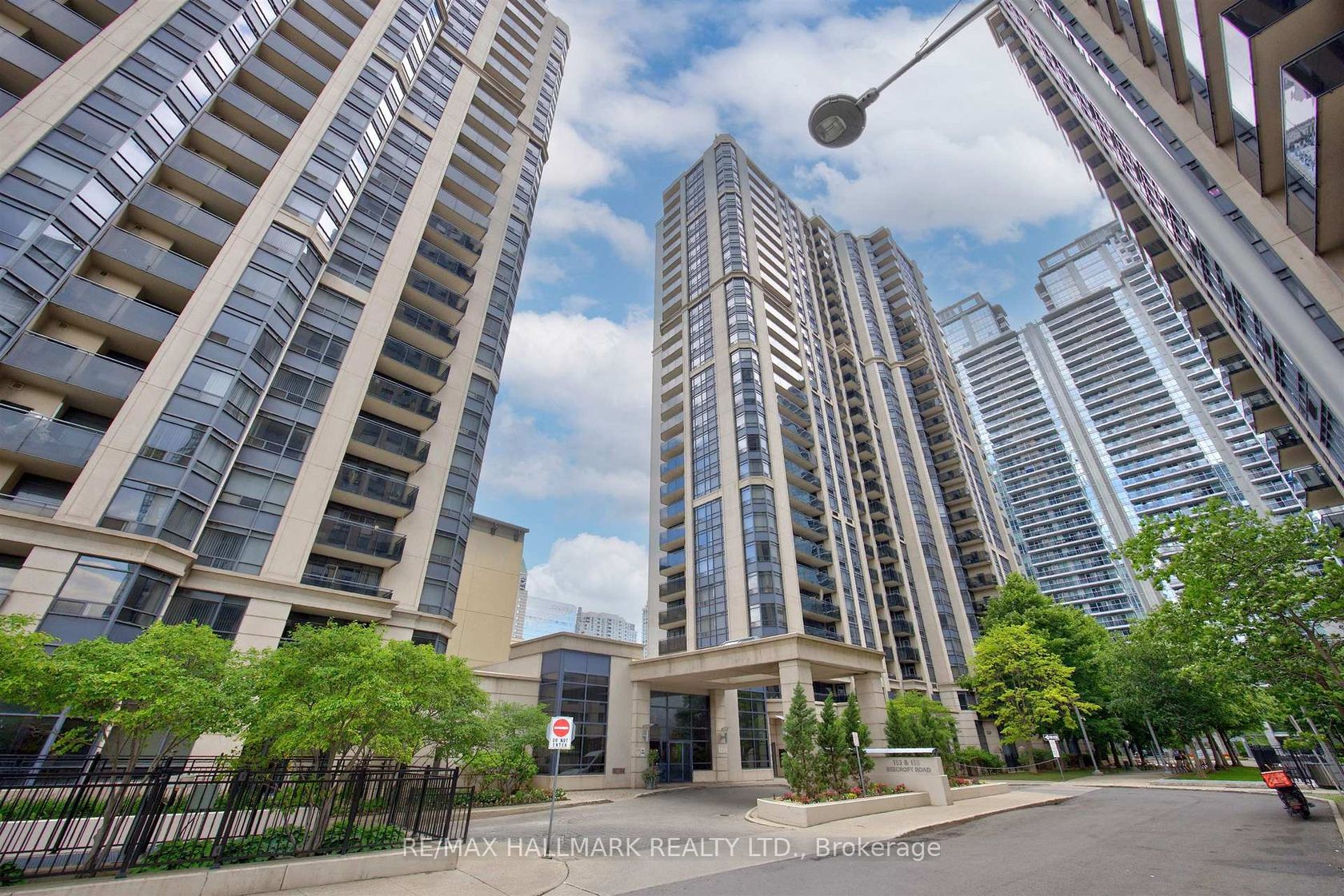812 - 155 Beecroft Road, Westgate, Toronto 
