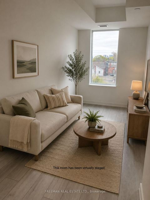 Photo 4 at 406 - 5 Lakeview Avenue, Bellwoods, Toronto