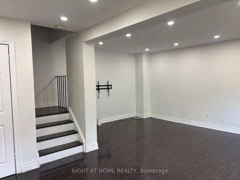Photo 8 at 115 - 16 Litchfield Court, Clairville, Toronto