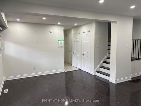 Photo 10 at 115 - 16 Litchfield Court, Clairville, Toronto
