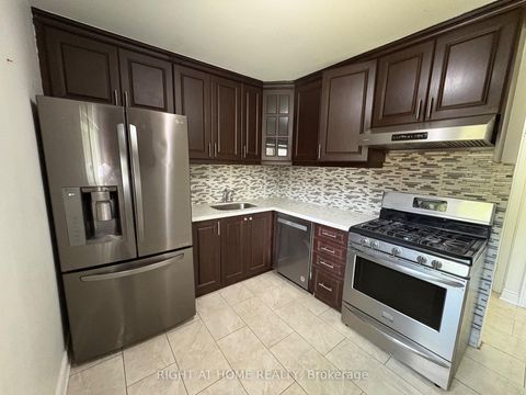 Photo 14 at 115 - 16 Litchfield Court, Clairville, Toronto