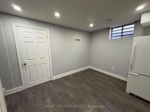 Photo 35 at 115 - 16 Litchfield Court, Clairville, Toronto