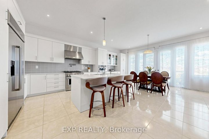 Photo 10 at 9 Backhouse Drive, Rural Richmond Hill, Richmond Hill