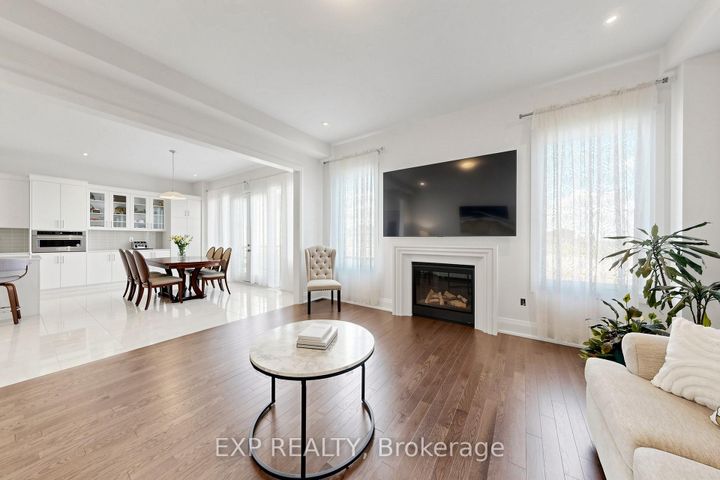 Photo 13 at 9 Backhouse Drive, Rural Richmond Hill, Richmond Hill