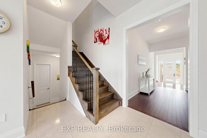 Photo 21 at 9 Backhouse Drive, Rural Richmond Hill, Richmond Hill