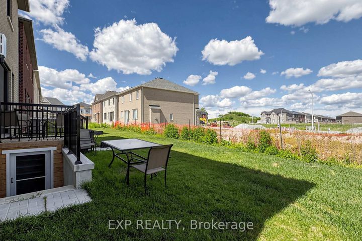 Photo 46 at 9 Backhouse Drive, Rural Richmond Hill, Richmond Hill