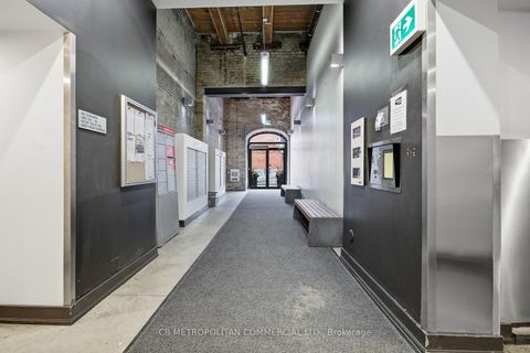 Photo 3 at 405 - 363 Sorauren Avenue, Roncesvalles, Toronto