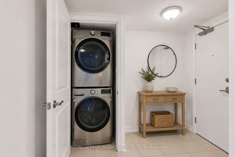 Photo 17 at 306 - 872 Sheppard Avenue W, Bathurst Manor, Toronto