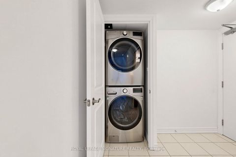 Photo 18 at 306 - 872 Sheppard Avenue W, Bathurst Manor, Toronto
