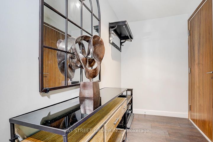 Photo 2 at 2512 - 95 Mcmahon Drive, Bayview Village, Toronto