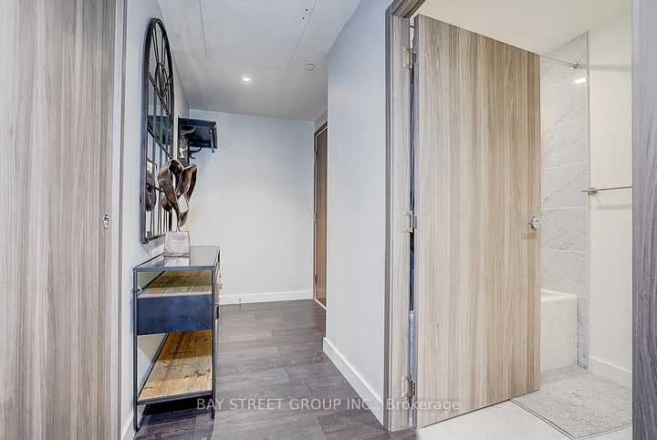 Photo 5 at 2512 - 95 Mcmahon Drive, Bayview Village, Toronto
