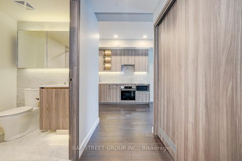 Photo 4 at 2512 - 95 Mcmahon Drive, Bayview Village, Toronto
