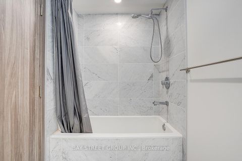 Photo 8 at 2512 - 95 Mcmahon Drive, Bayview Village, Toronto