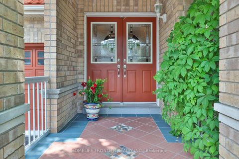 Photo 1 at 110 Red River Crescent, Woodland Hill, Newmarket