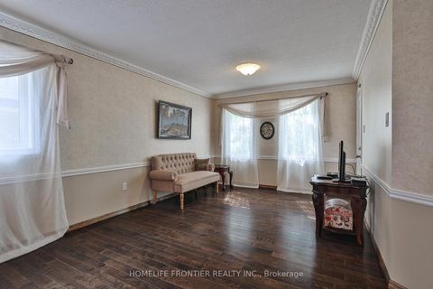 Photo 36 at 110 Red River Crescent, Woodland Hill, Newmarket