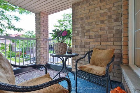 Photo 37 at 110 Red River Crescent, Woodland Hill, Newmarket