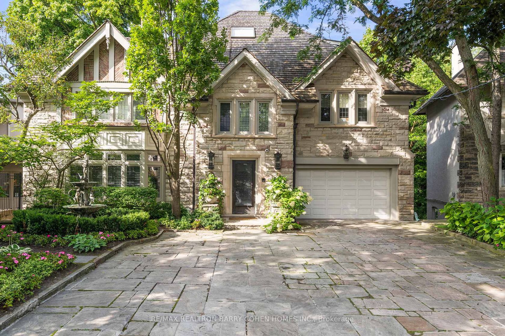 11 Ormsby Crescent, Forest Hill South, Toronto 