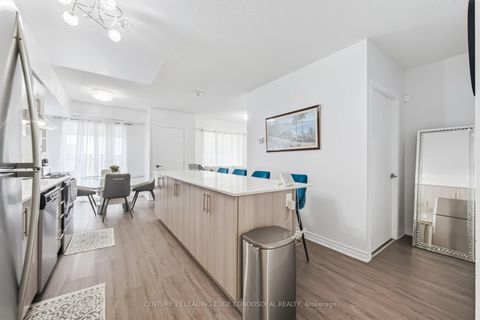 Photo 8 at 424 - 1 Falaise Road, West Hill, Toronto