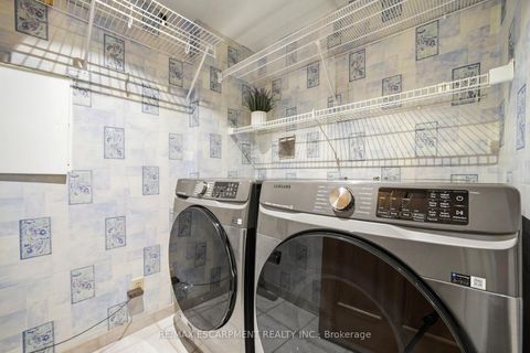 Photo 25 at 803E - 460 Queens Quay Way W, Waterfront Communities C1, Toronto