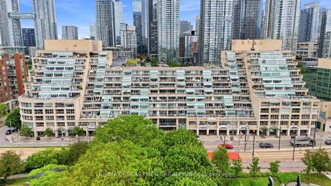 Photo 41 at 803E - 460 Queens Quay Way W, Waterfront Communities C1, Toronto
