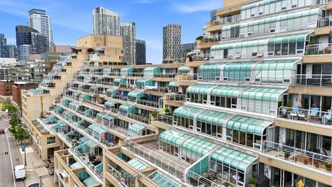 Photo 46 at 803E - 460 Queens Quay Way W, Waterfront Communities C1, Toronto